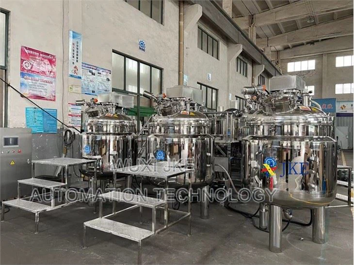 Mixing Tank With Heating Jacket